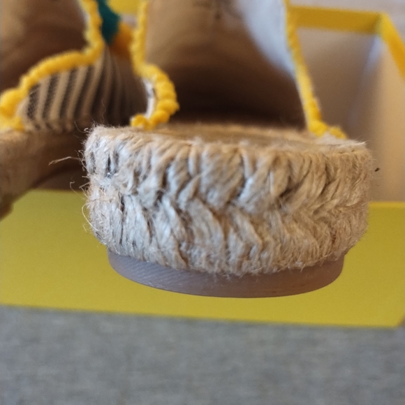 Boden Slip On Espadrille Tassel Mules Flats Women's Size 38 EU - Picture 15 of 16